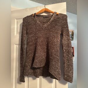 Women's V-Neck Knit Sweater - Brown